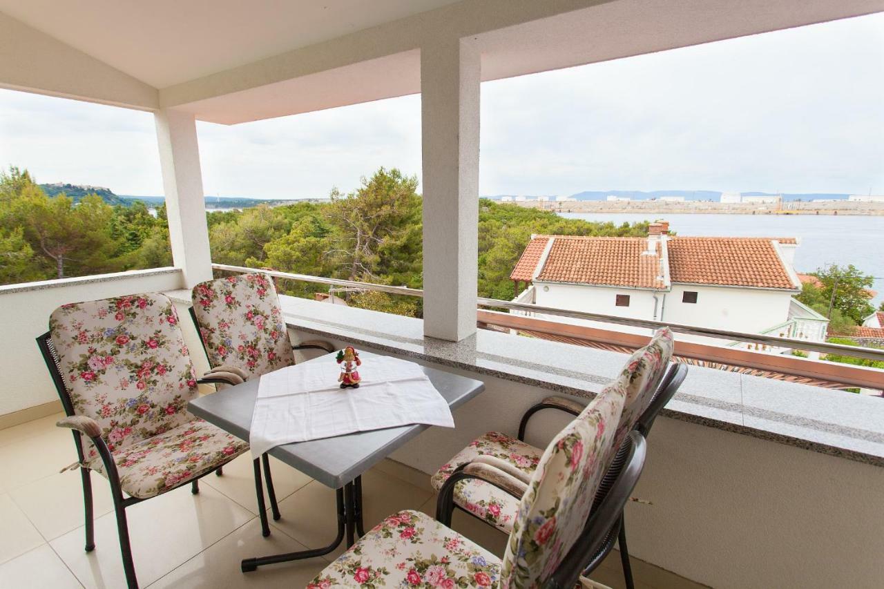 Apartman Kondic Omišalj Exterior foto