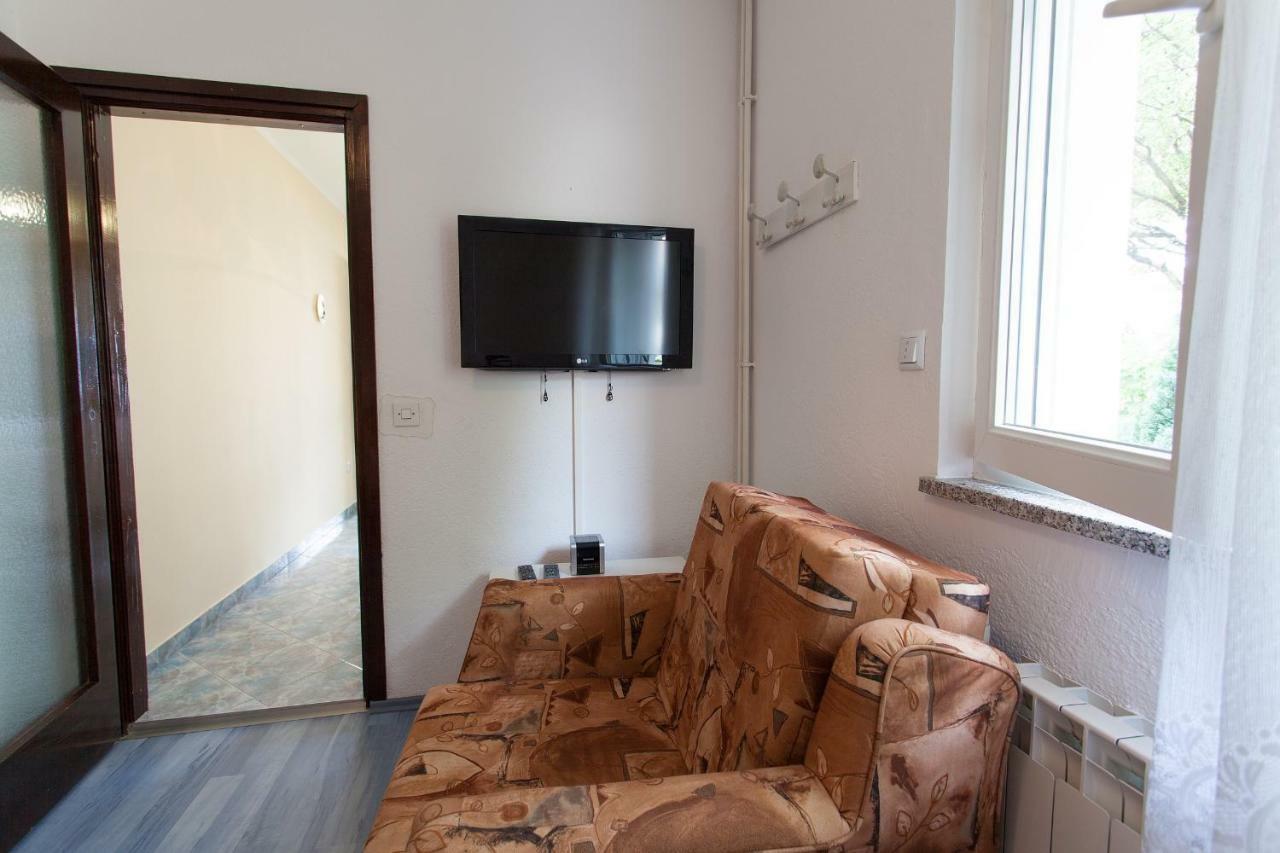 Apartman Kondic Omišalj Exterior foto